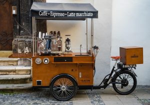 Federfuhrwerk Symbolbild nebenberuflich selbstständig: Fahrrad-Café